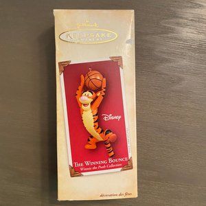 Hallmark Ornament Tigger